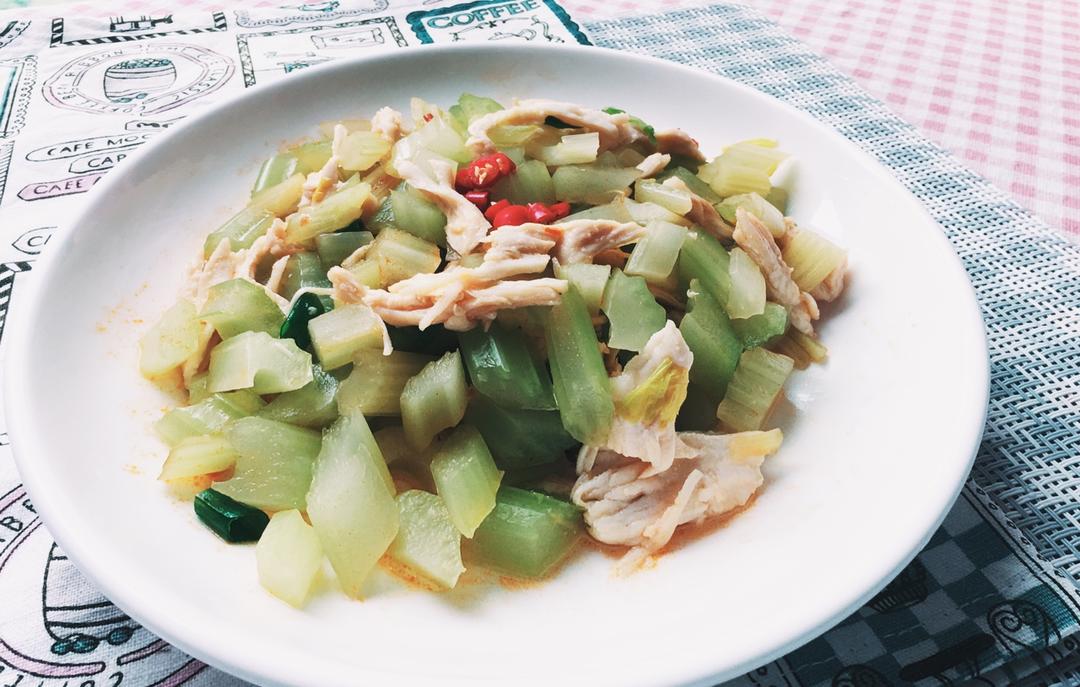 香芹凉拌手撕鸡胸肉 低卡减肥方便快捷~