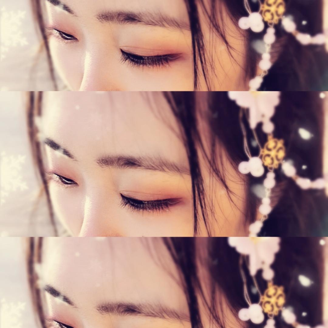 一泓海水杯中泻