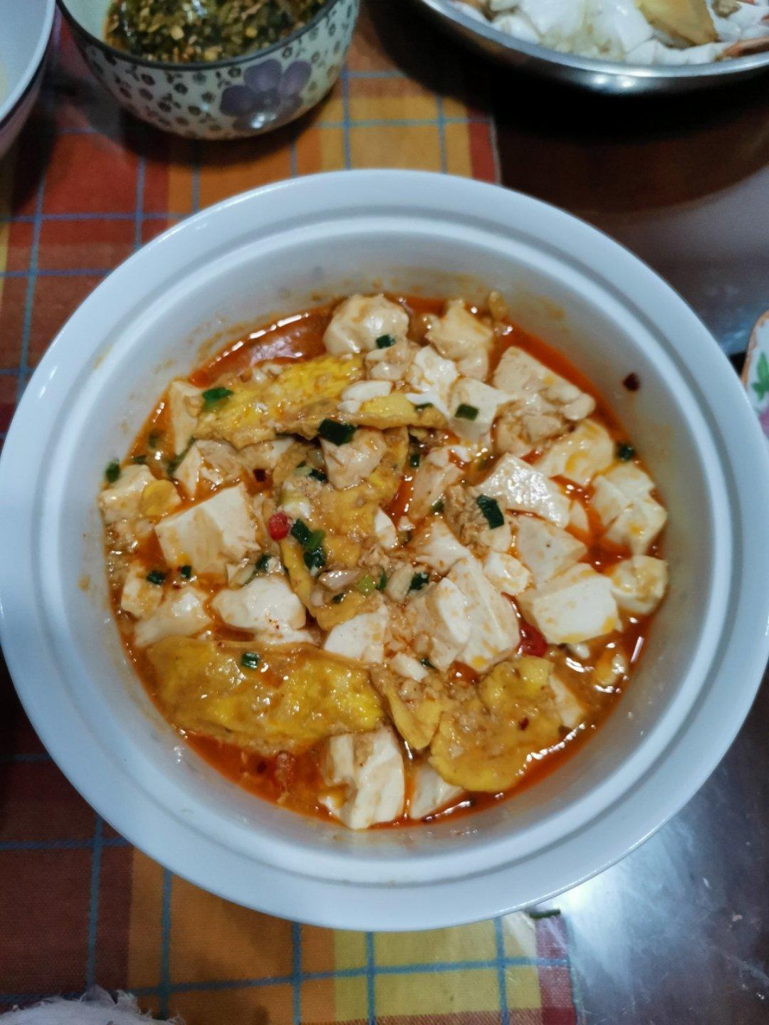 5分钟搞定‼️超下饭的鸡蛋抱豆腐！