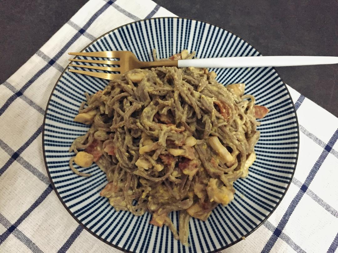 培根芦笋鸡蛋意面