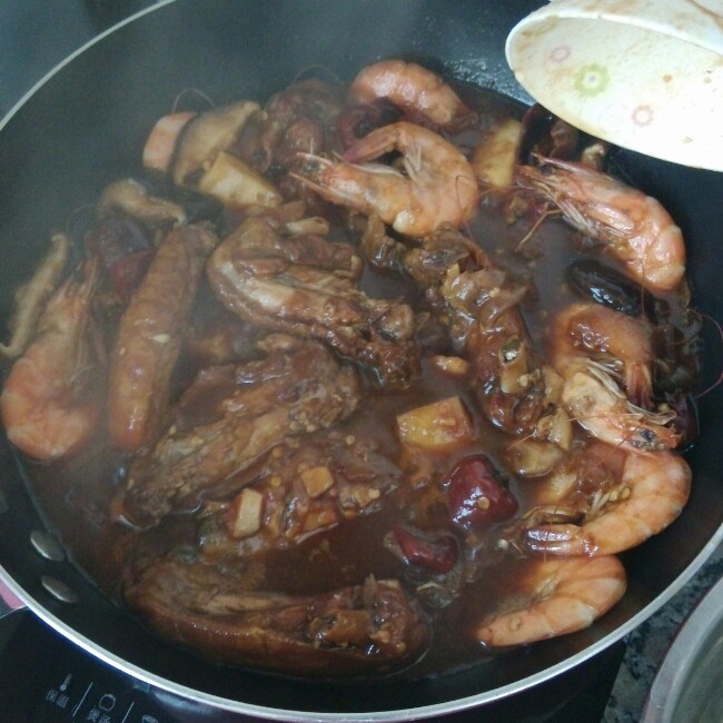 三汁焖鸡翅锅