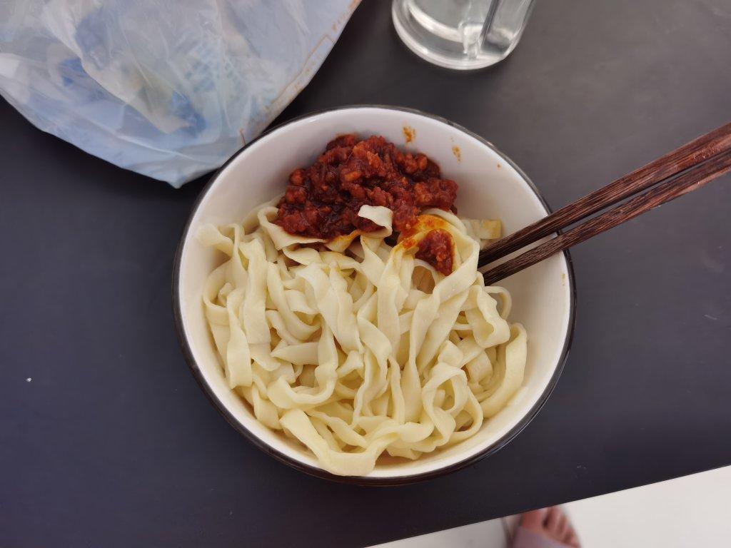 手擀面（鸡蛋面，切面）