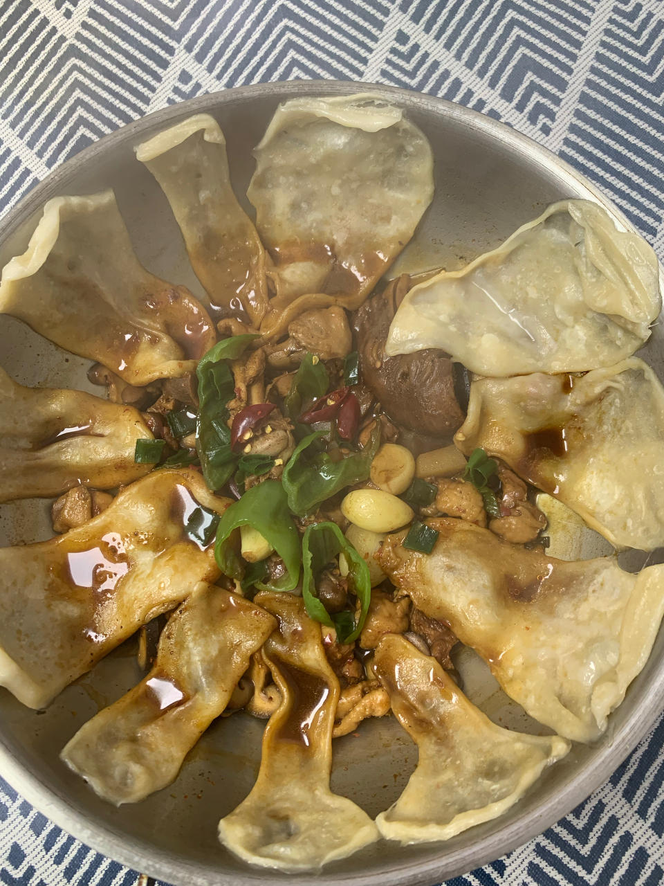 地锅鸡+自制红油【曼食慢语】