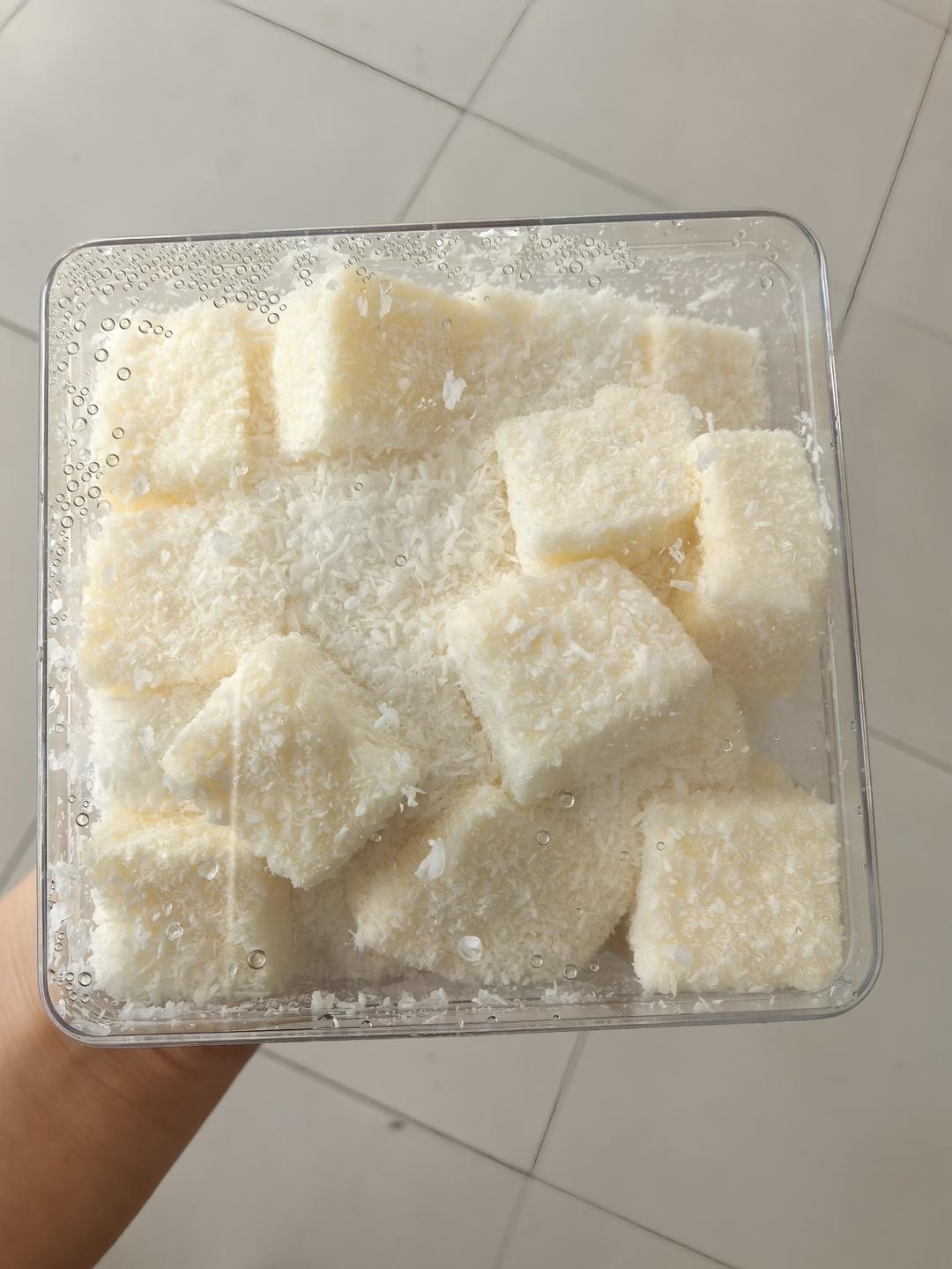 椰蓉牛奶小方