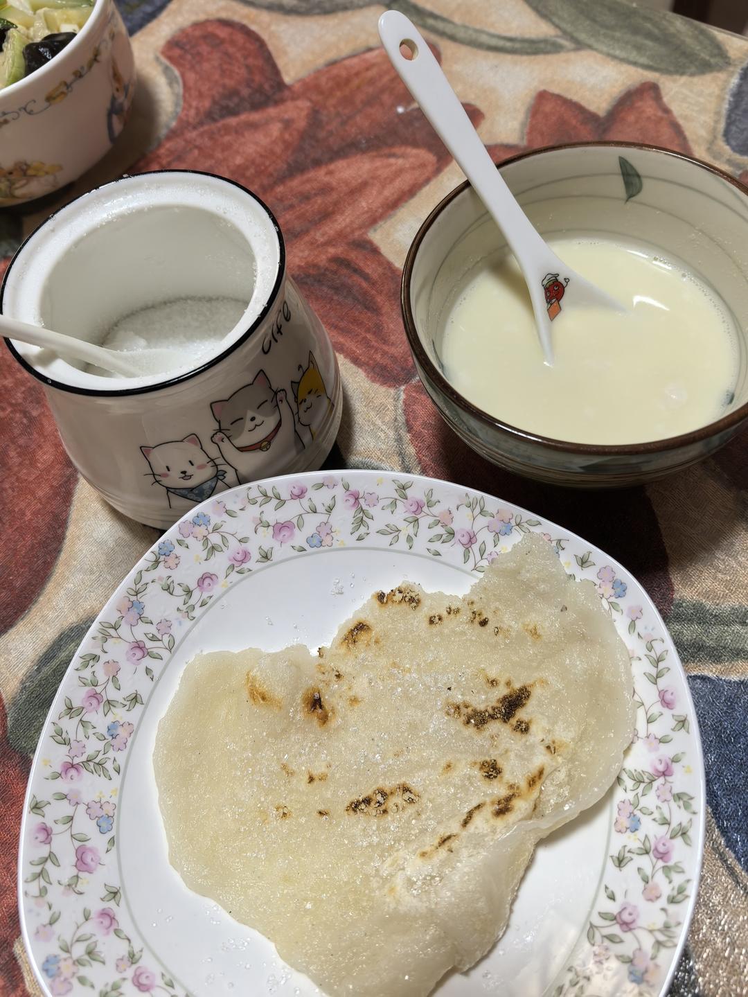 妈妈做的糯米饼【冷热都好吃的饼子】