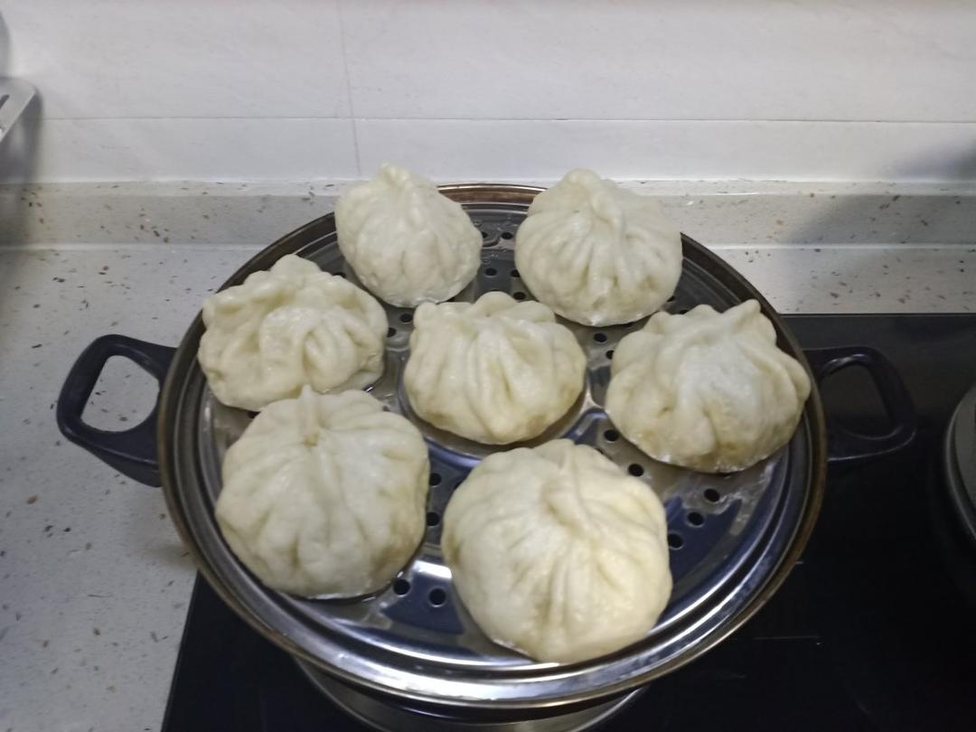 鲜肉包子