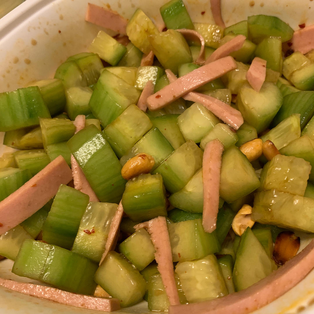 凉拌黄瓜