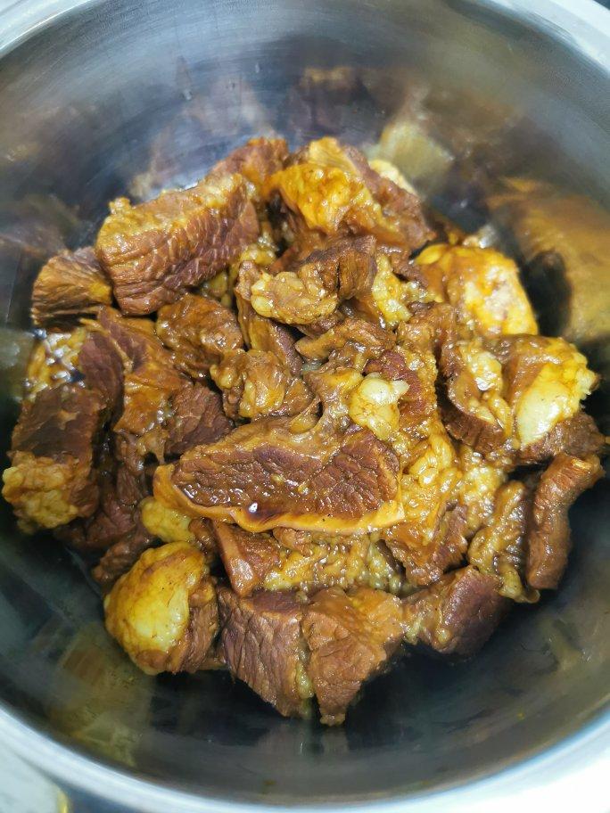 超简单的炖牛肉