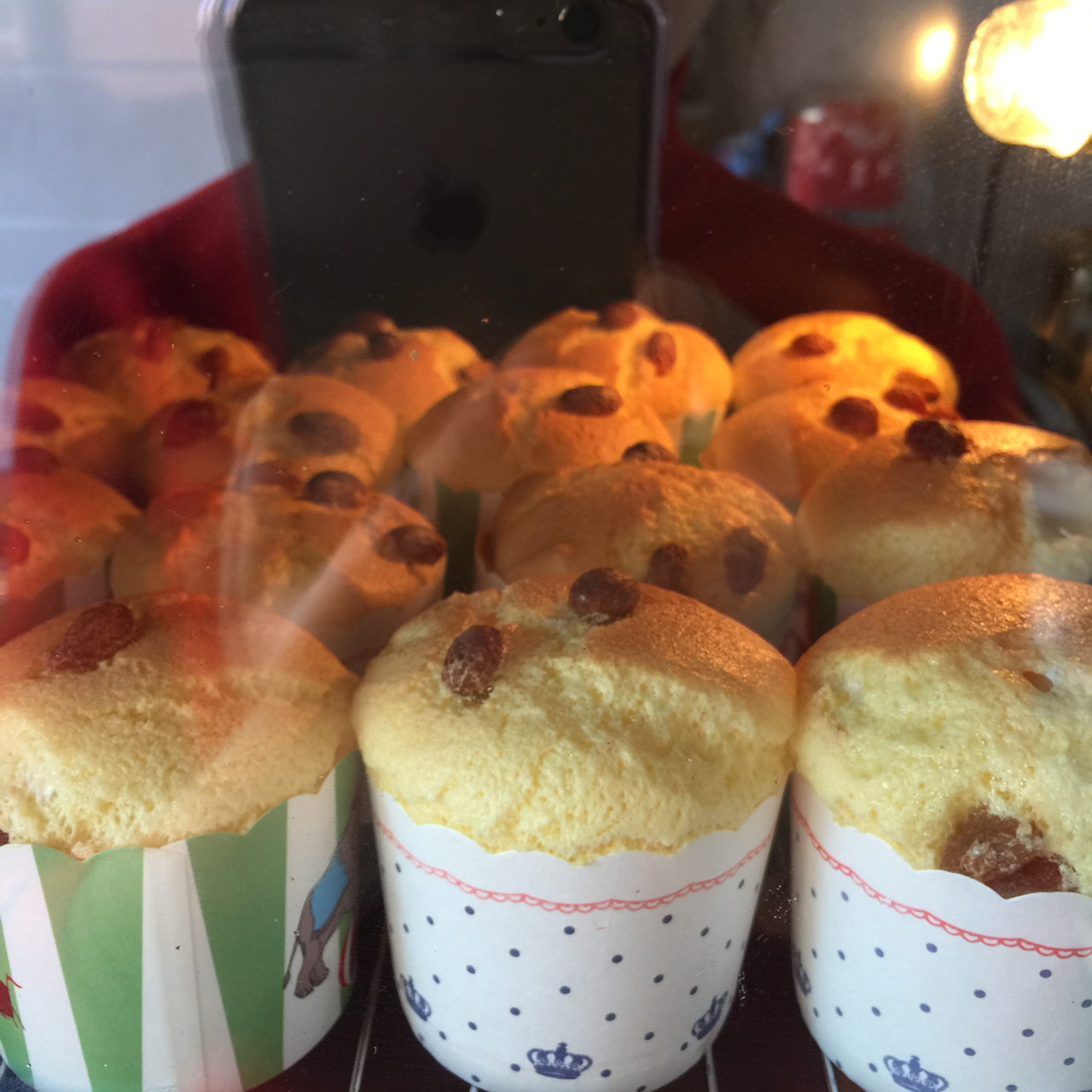 软绵绵戚风纸杯蛋糕