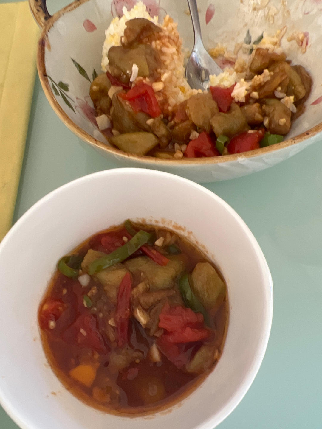红烧茄子（佐西红柿尖椒）