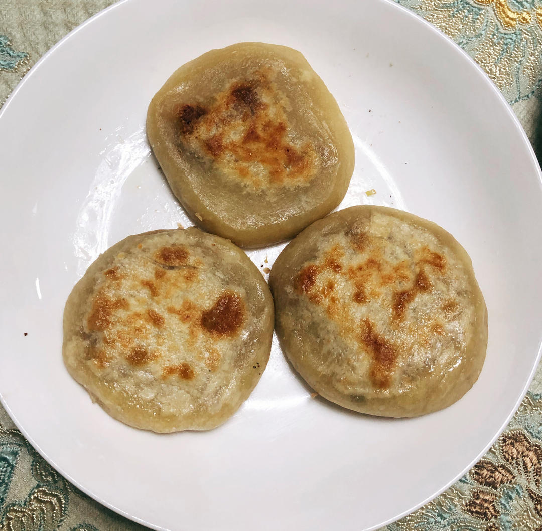 不揉面超简单的圆葱牛肉馅饼