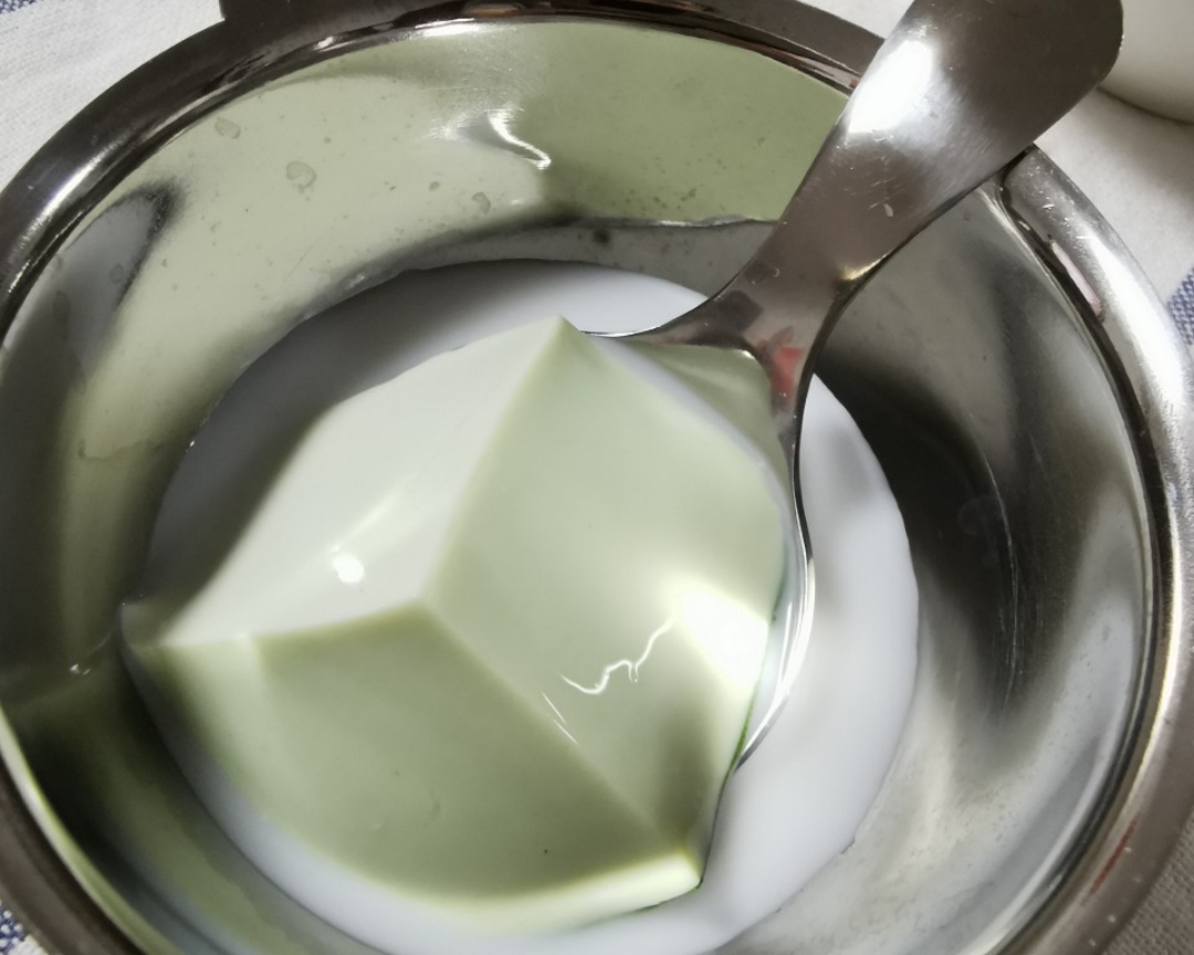 椰奶🥥抹茶🌿布丁的做法