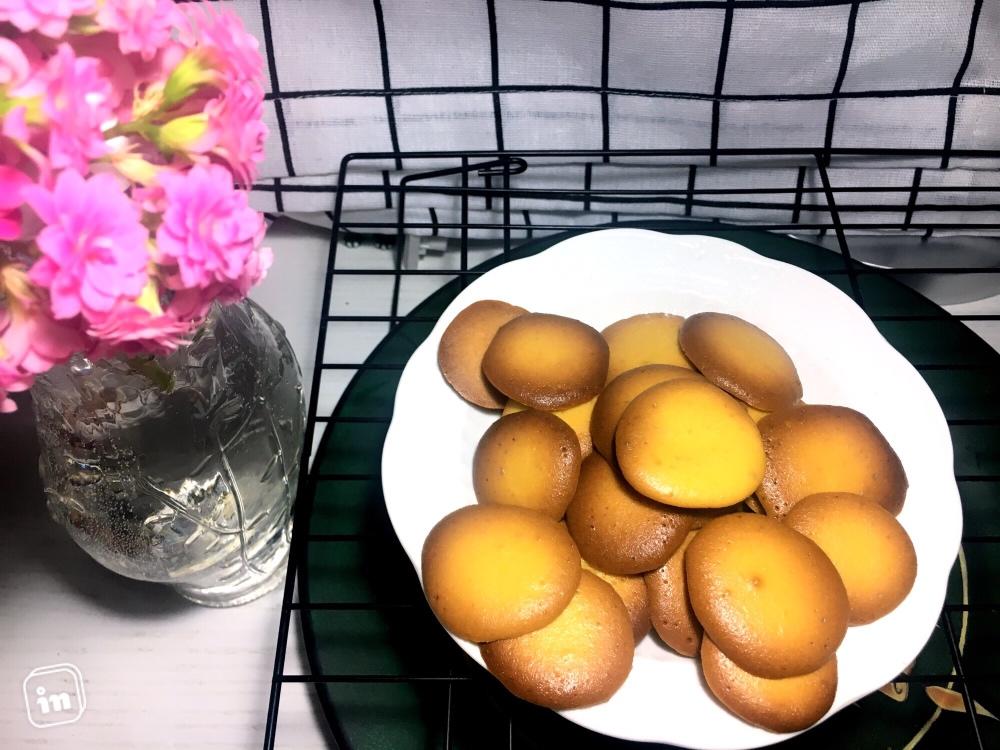 蛋黄小西饼（烤箱做饼干，简单又好吃）