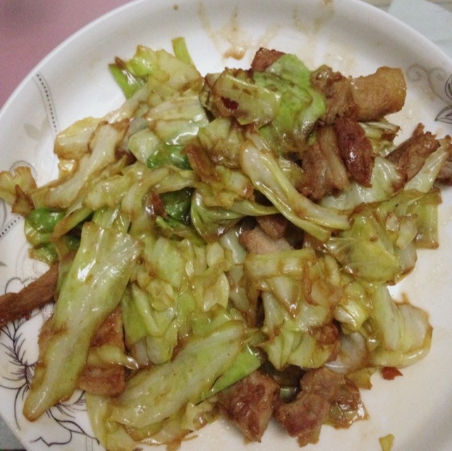 包菜炒肉