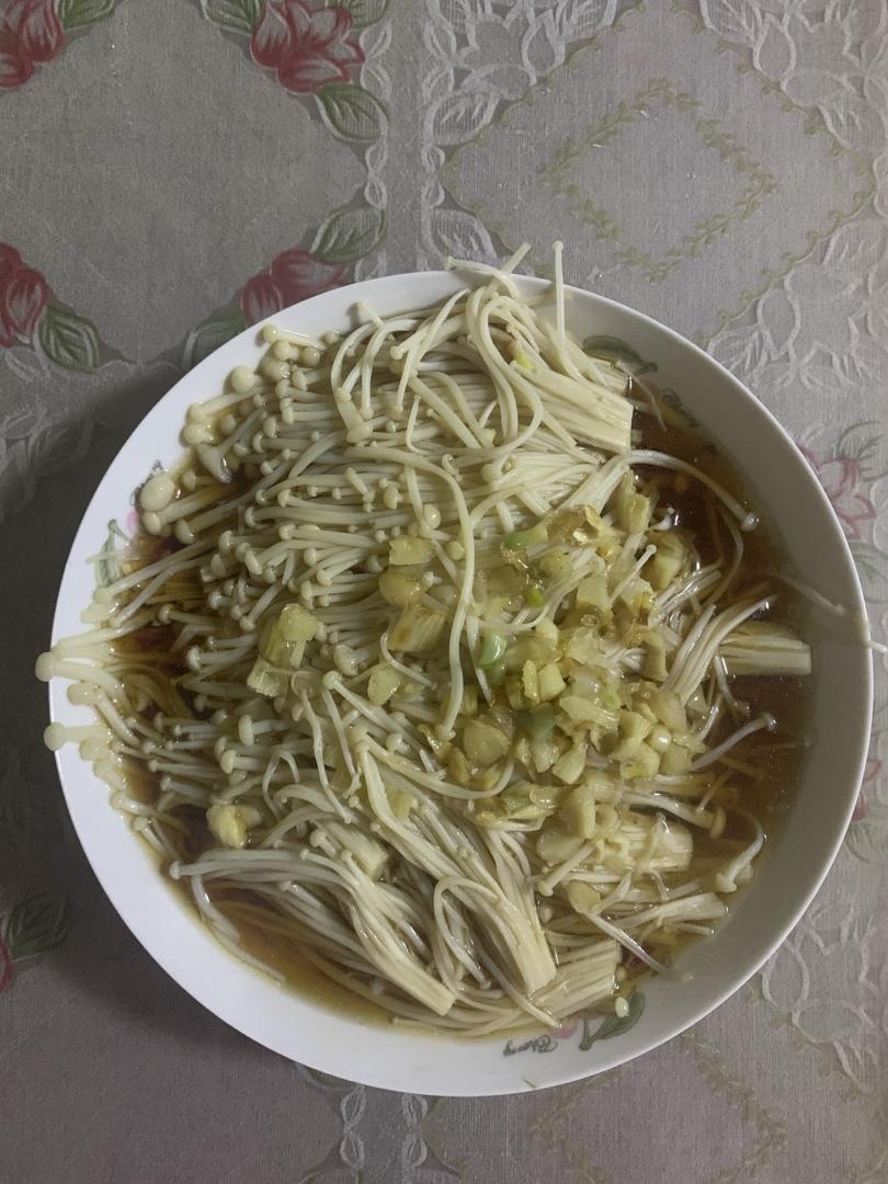 蒜蓉蒸金针菇