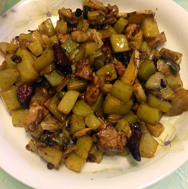 宫保肉丁（正宗宫保鸡丁的做法）