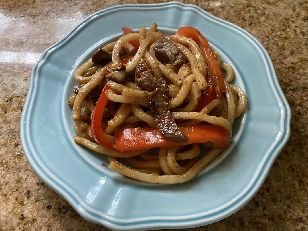 黑椒牛肉乌冬面