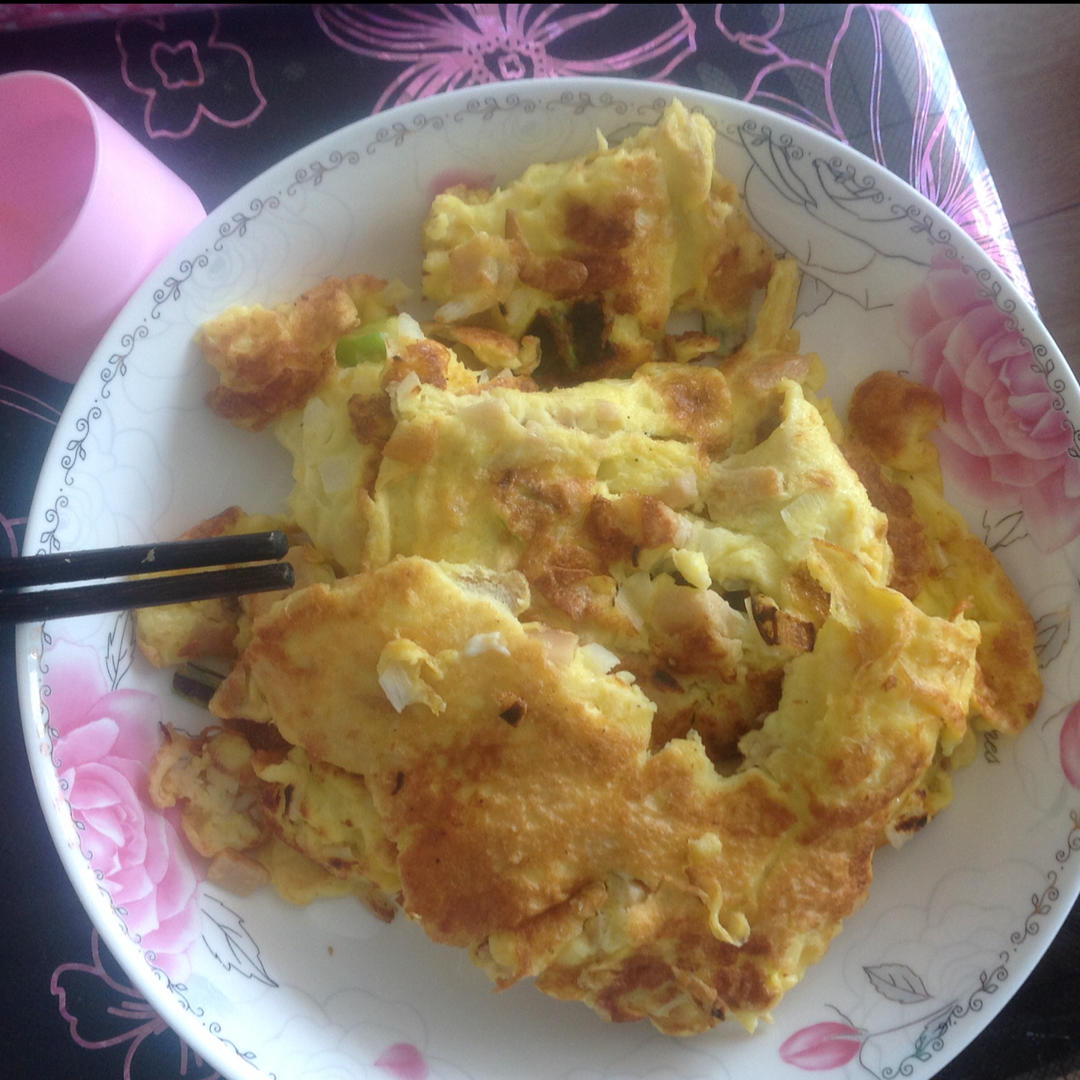 火腿肠葱花鸡蛋饼