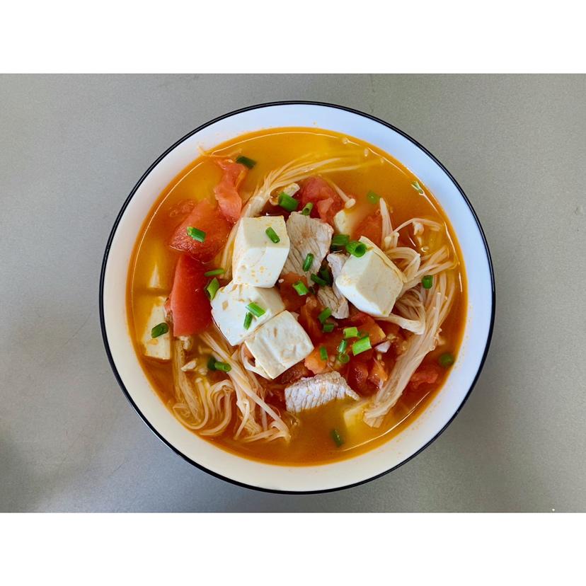 开胃浓郁番茄豆腐汤