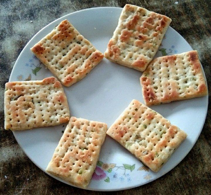 嘎嘣脆——香葱苏打饼干