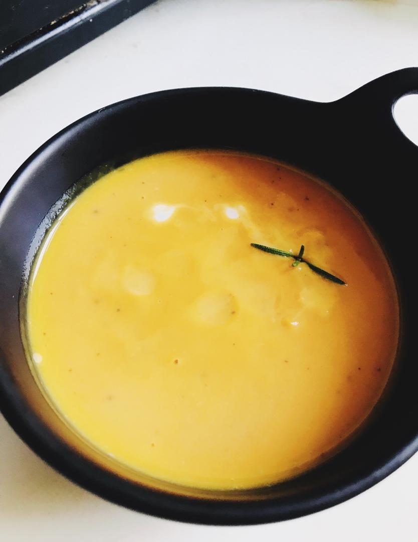 好喝到晕厥的🎃南瓜浓汤