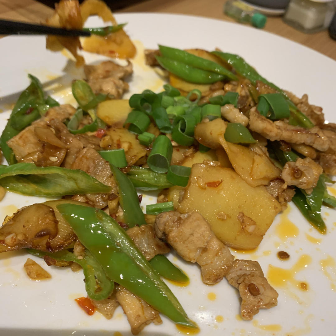 快手家常菜 l 土豆青椒回锅肉