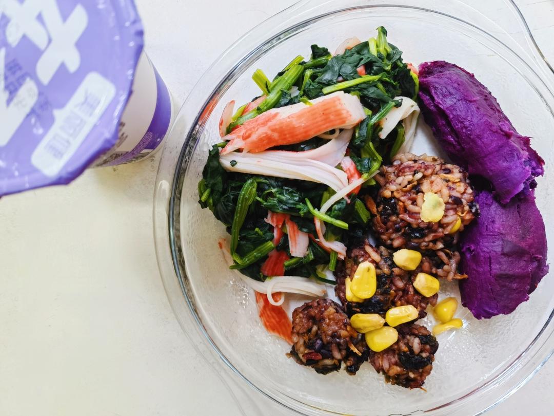 凉拌菠菜蟹肉棒