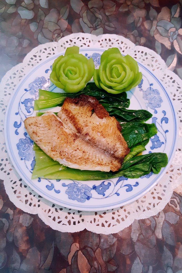 司维维做的香煎鲷鱼