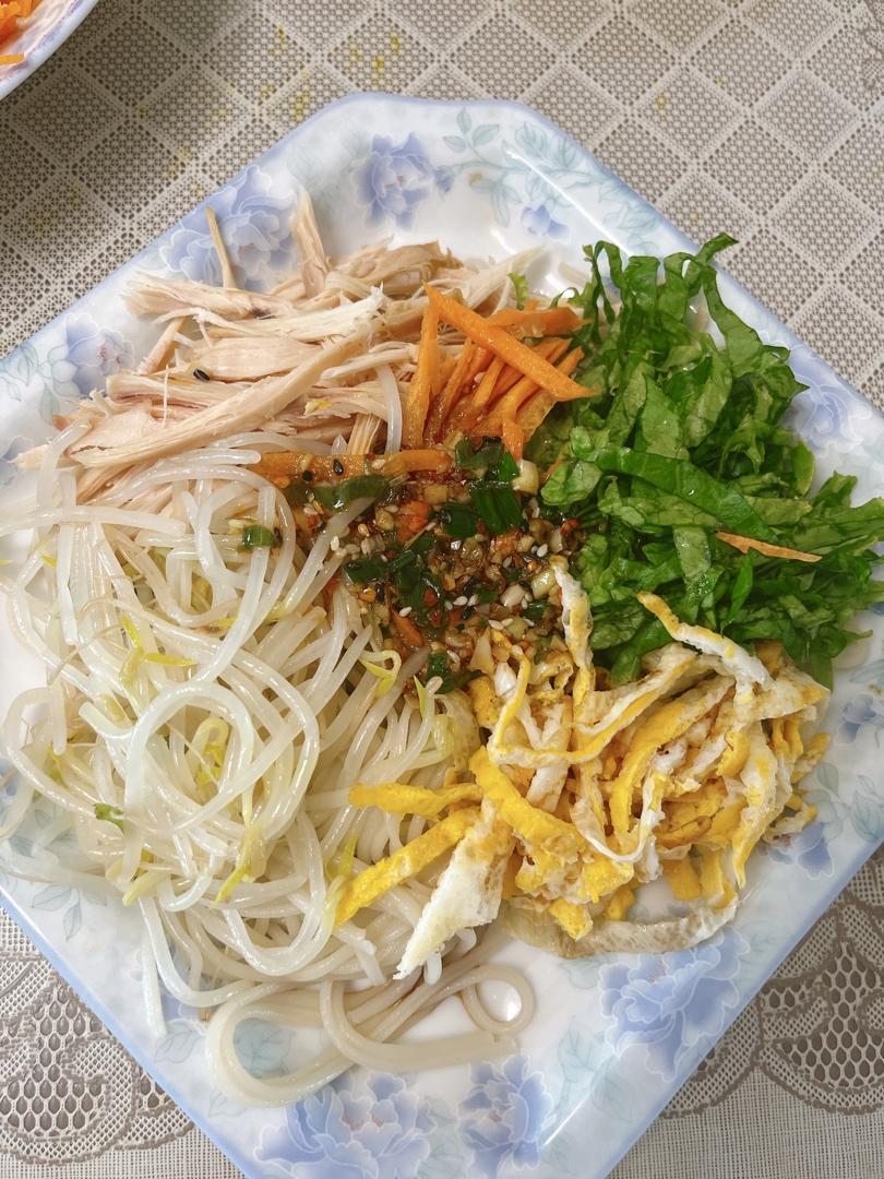 🥒鸡丝凉面