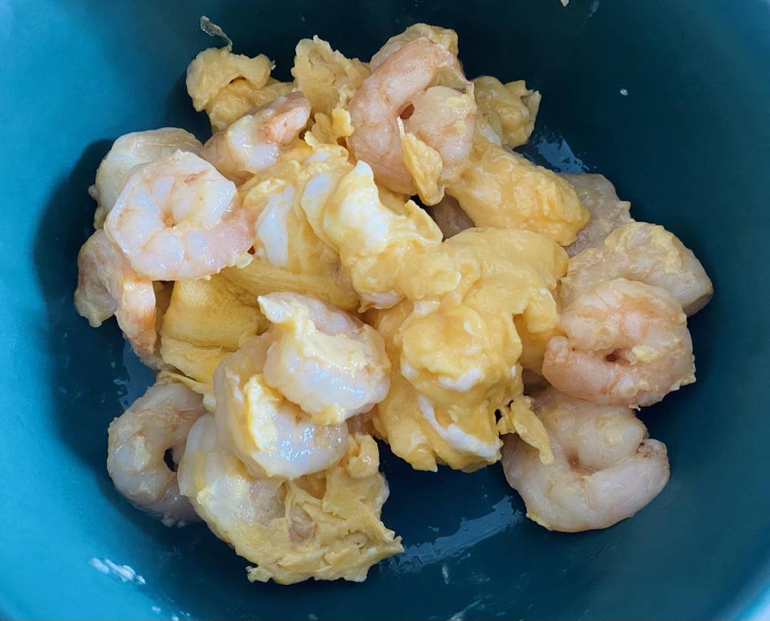 虾仁无需蛋清淀粉上浆也爽口及蛋超嫩的滑蛋虾仁