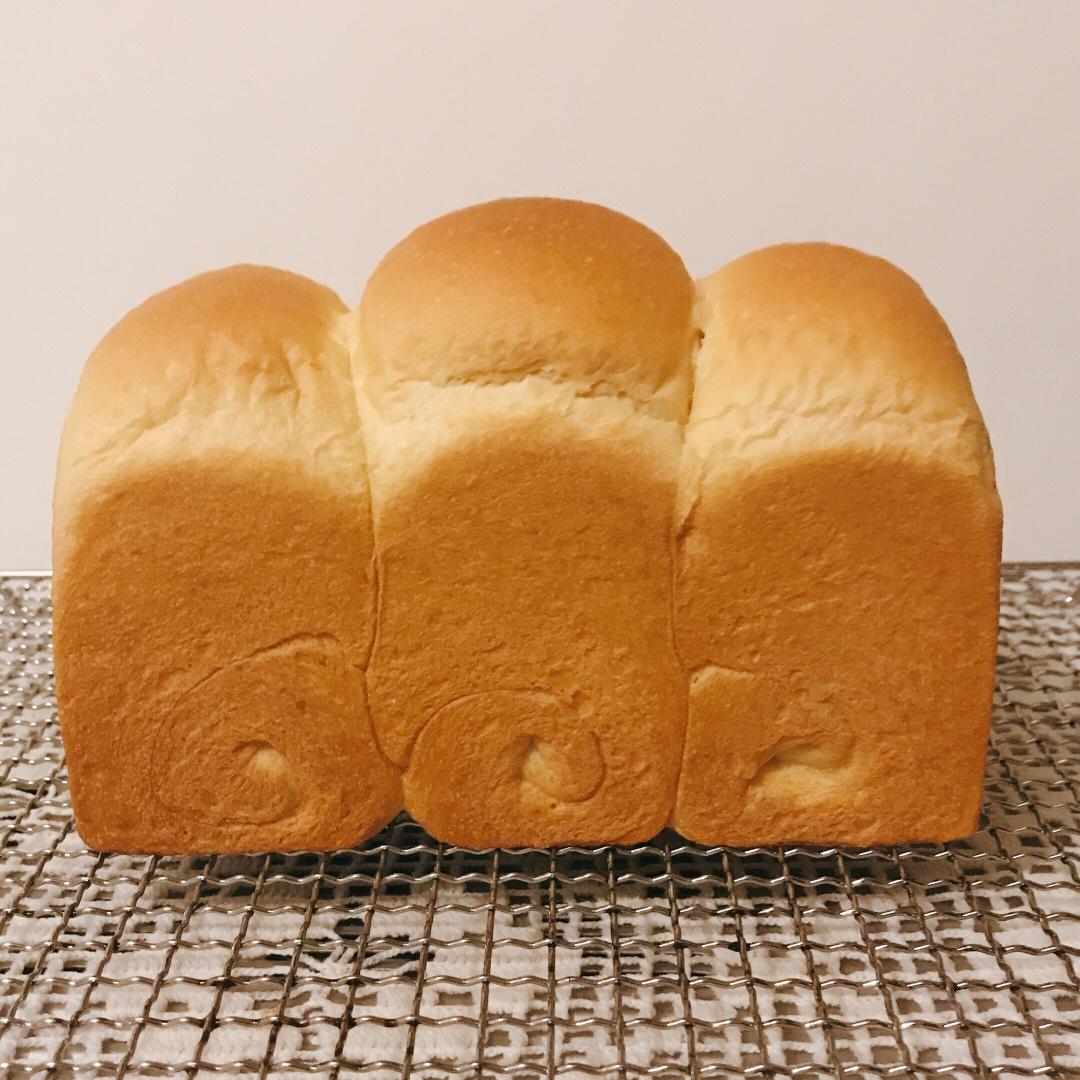 夺命软吐司(๑´ڡ`๑)超软拉丝极速方便的一次发酵吐司