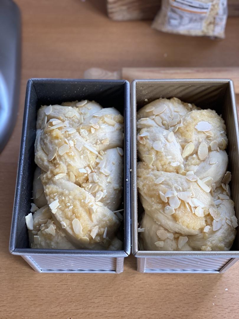 杏仁奶油吐司