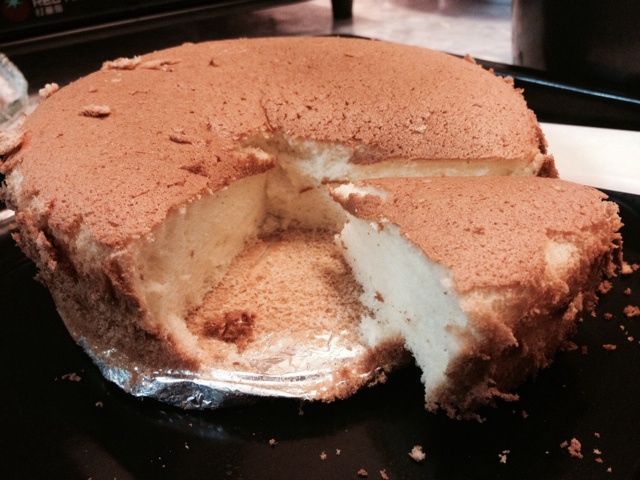 超简单完美戚风蛋糕（6寸2蛋）附打发、翻拌、脱模视频