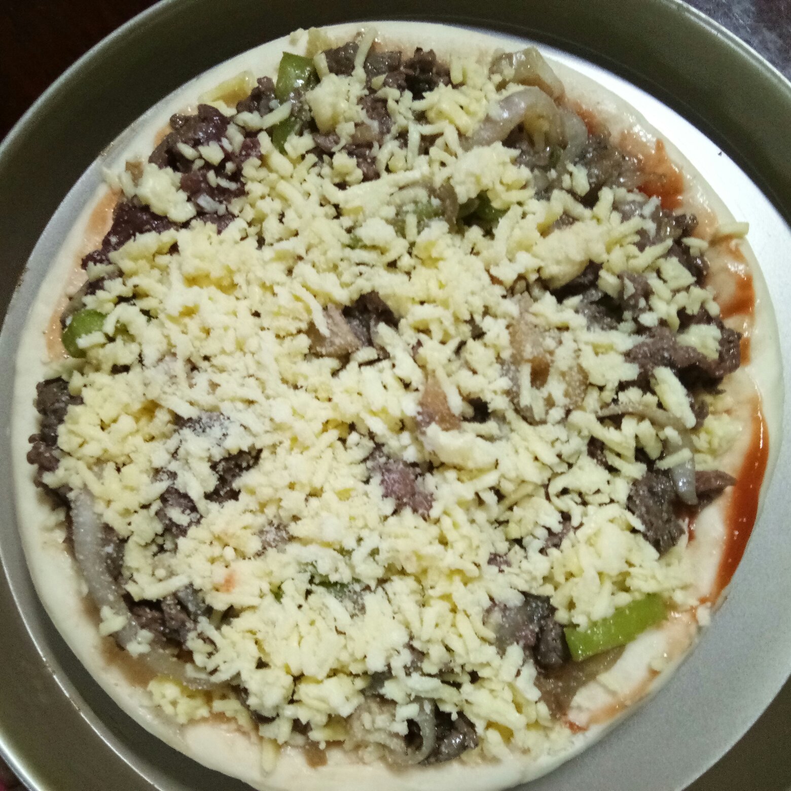 黑胡椒牛肉披萨