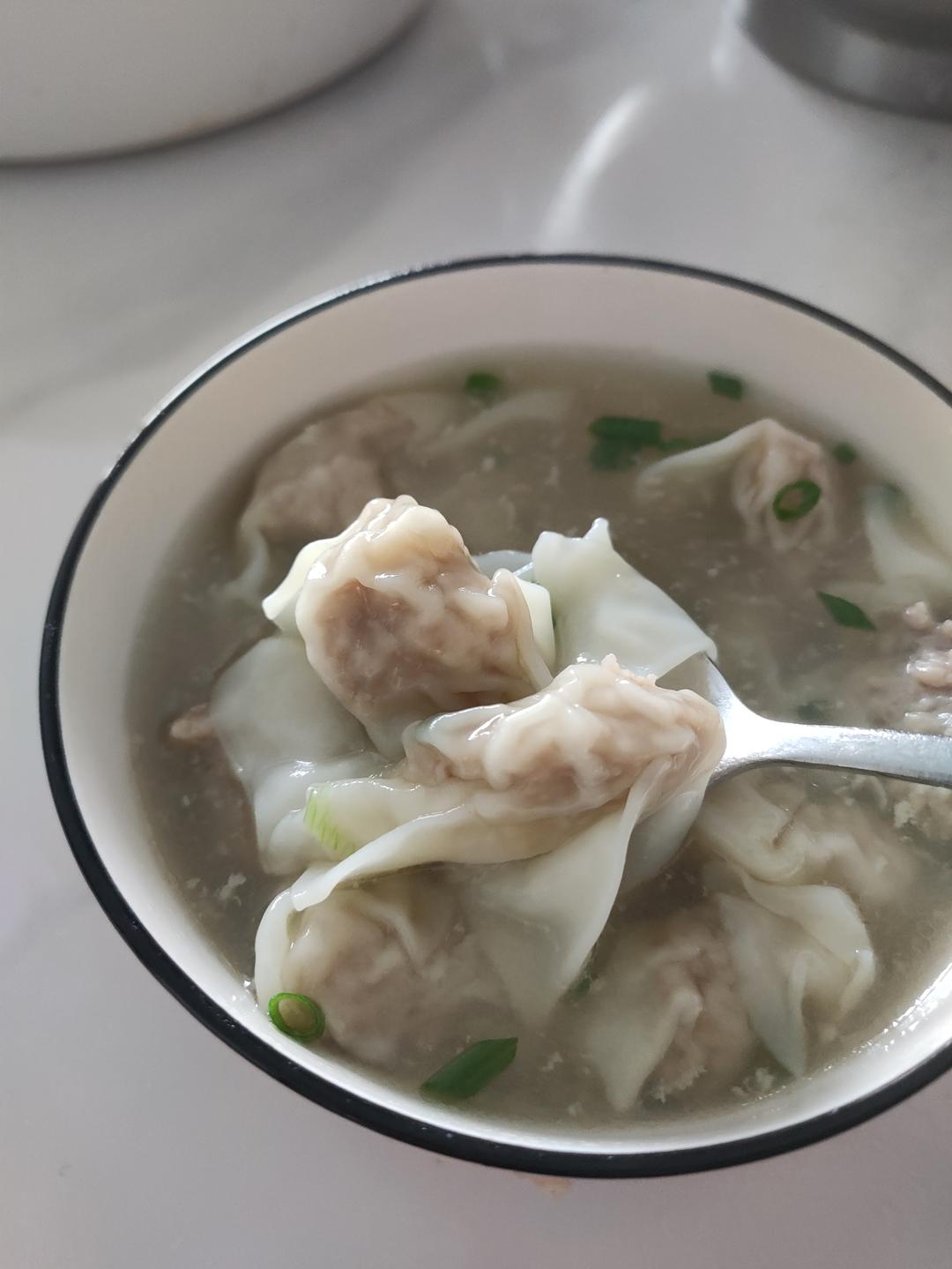 馄饨我只服福建人这种做法，鲜香又Q弹，教你私房馄饨的秘制做法