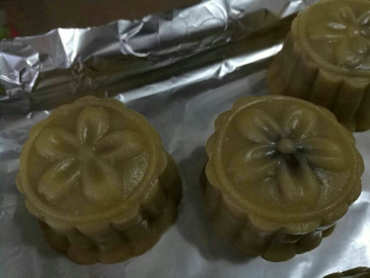 木糖醇广式蛋黄香芋月饼的做法 步骤7