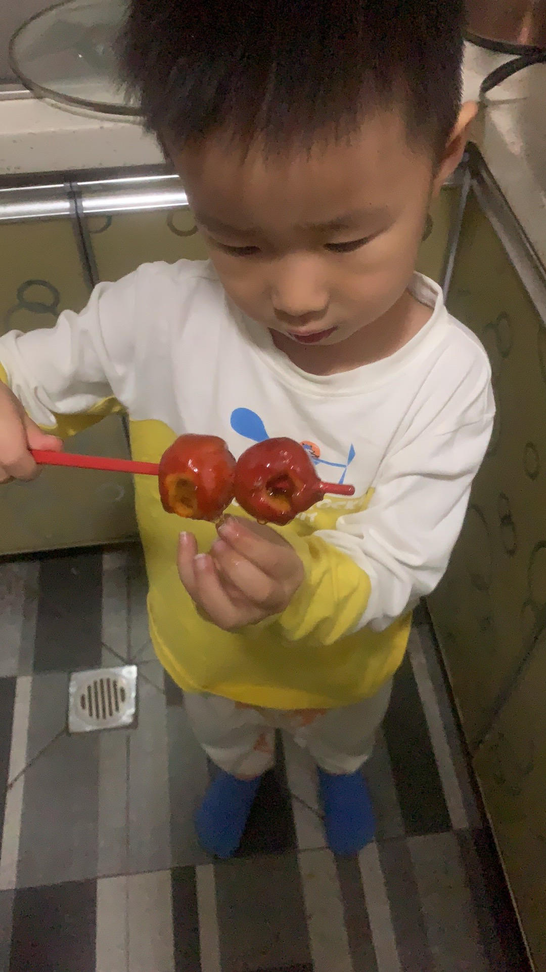 自制酸甜可口的冰糖葫芦