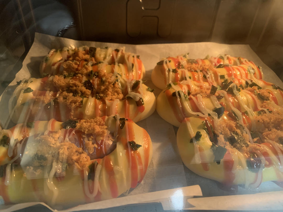 热狗葱香芝士面包