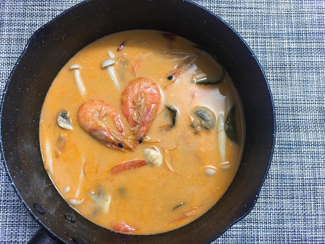 冬阴功汤(秒杀泰式餐馆冬阴功)