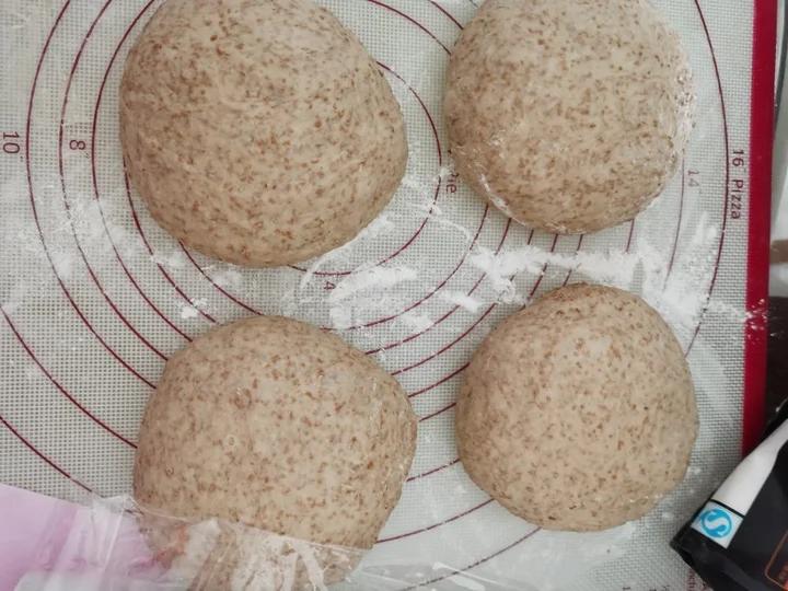 全麦吐司（50%全麦含量）低卡，低热量