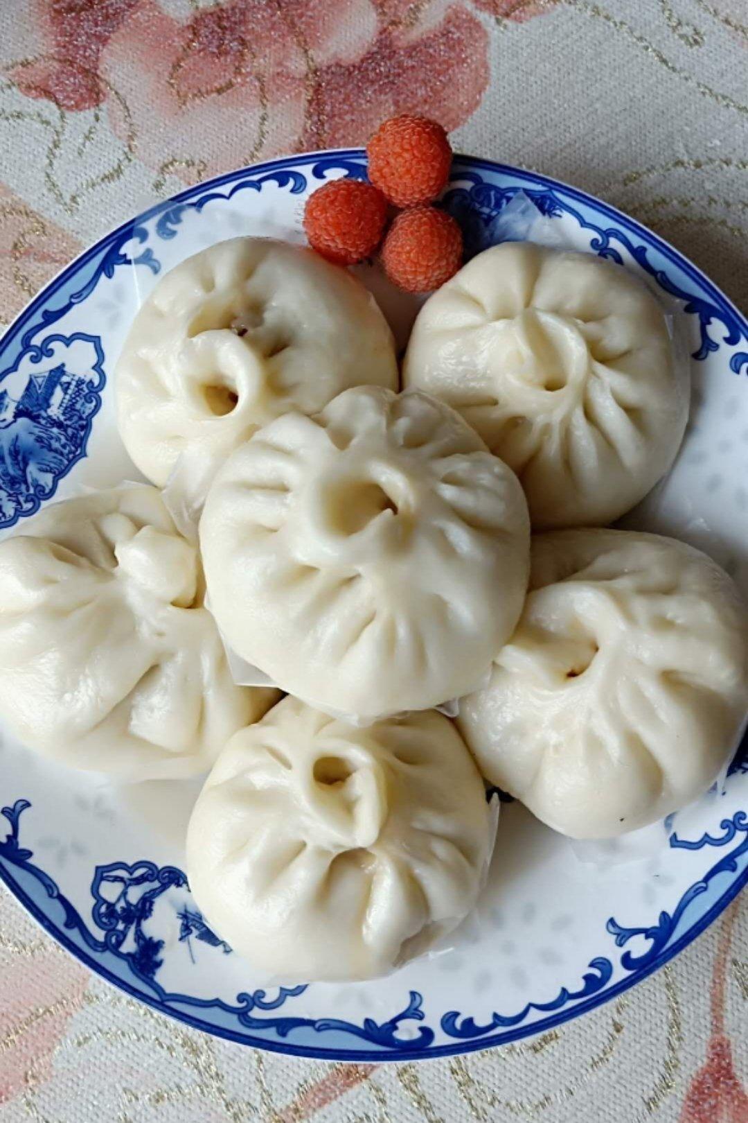 鲜肉包子