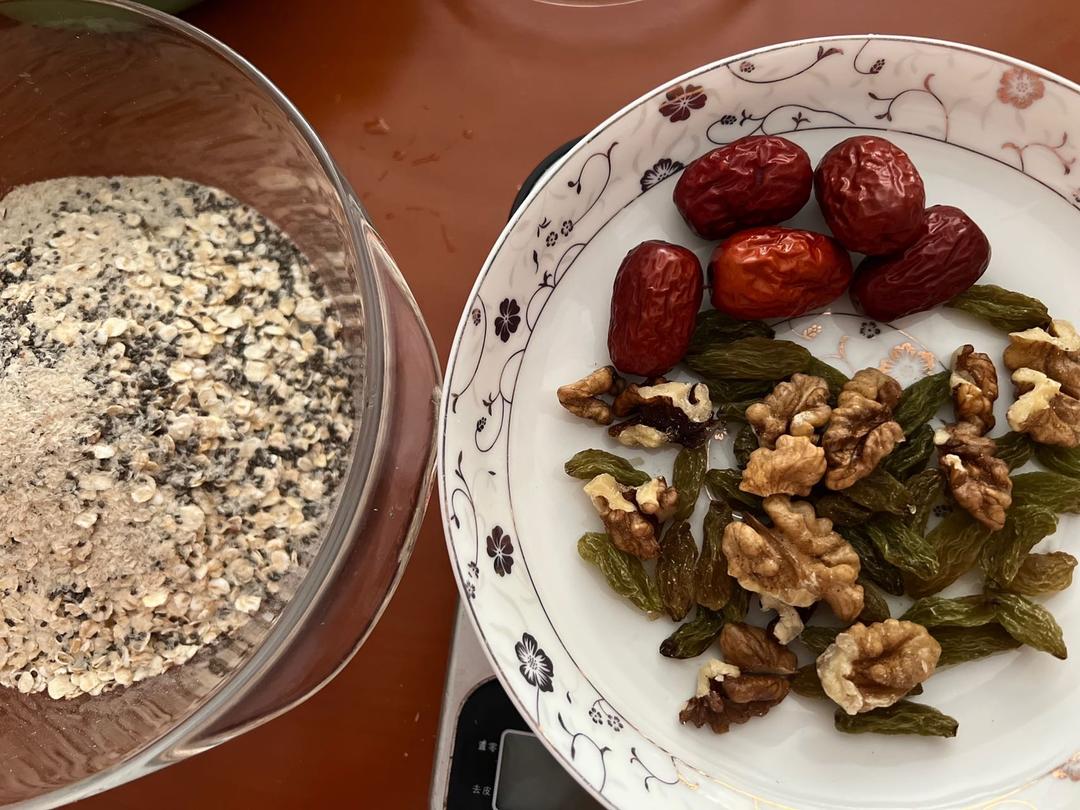 无数次翻牌の ·燕麦饼干🍪