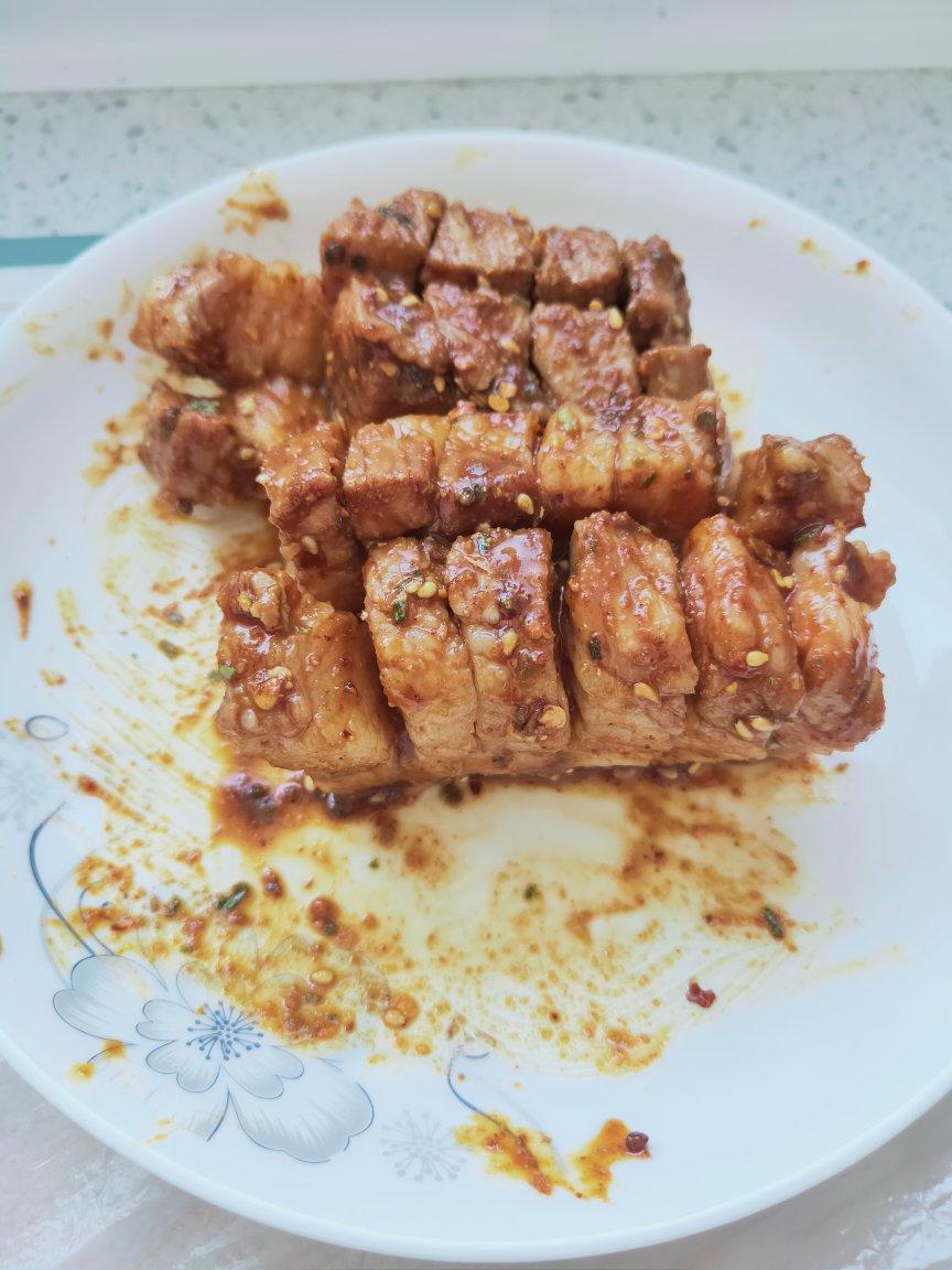 差点连舌头一起吞掉的美味脆皮五花肉（空气炸锅版）