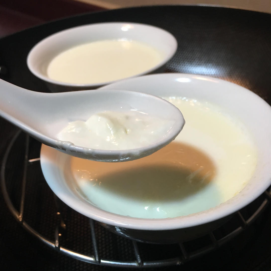 双皮奶（科学方子：淡奶油兑牛奶以假乱真乳脂达到8%的水牛奶，在家轻松做出正宗顺德味儿）