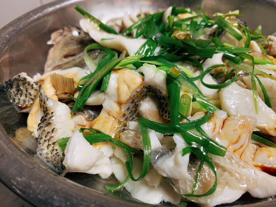鲜嫩鲈鱼片