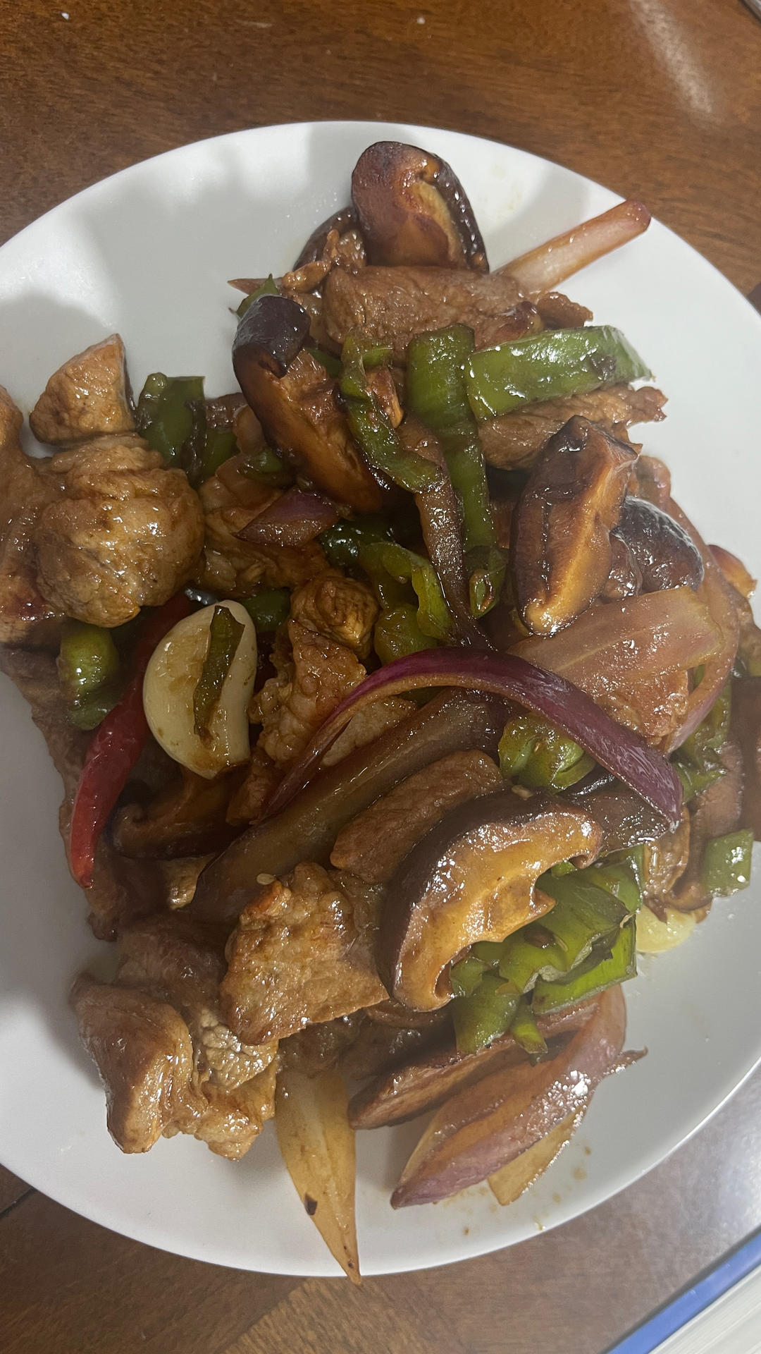 小炒松板肉