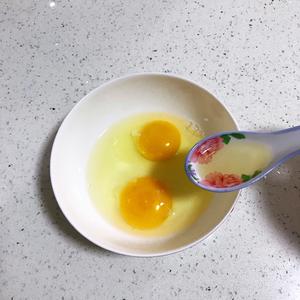 木耳炒鸡蛋的做法 步骤6