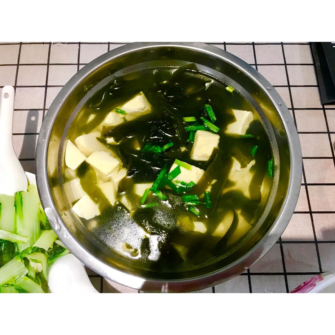海带豆腐汤
