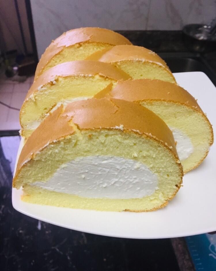 胖乎乎奶油芒果卷/不开裂不掉皮全过程详细图解烘焙视频/蛋糕篇6：「厚卷」