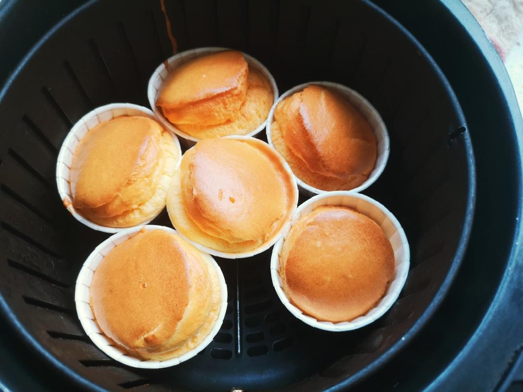 空气炸锅纸杯戚风蛋糕